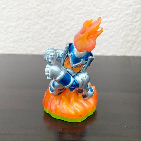 SKYLANDERS Activision Giants #2 Lot of 6 Loose Figure Toys - Picture 5 of 12